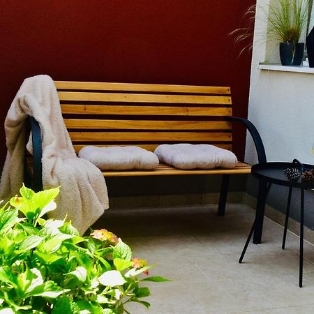Studio Apartment Stazion With Free Parking Pazin Esterno foto