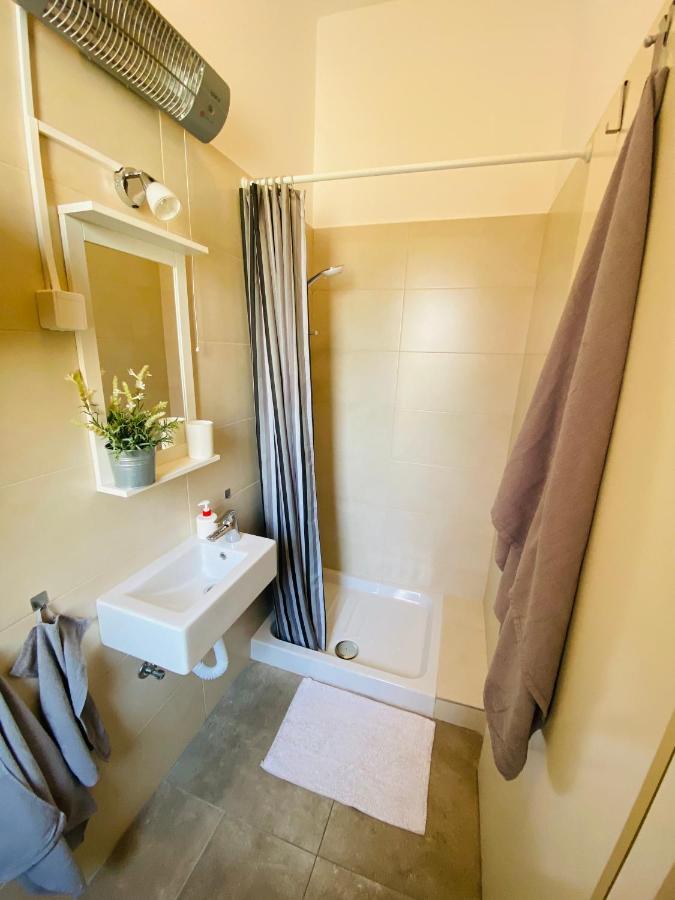 Studio Apartment Stazion With Free Parking Pazin Esterno foto
